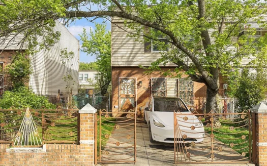 1887 Strauss St, Brooklyn, NY 11212